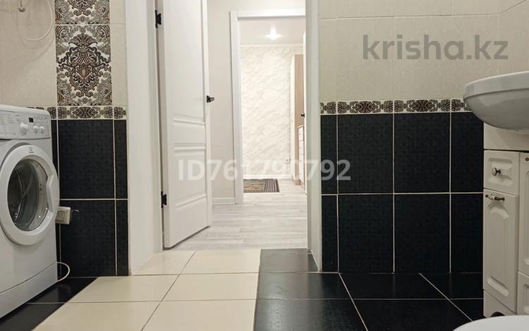 1-бөлмелі пәтер · 43 м² · 1/10 қабат, Амангельды, бағасы: 12 000 ₸ в Павлодаре — фото 2