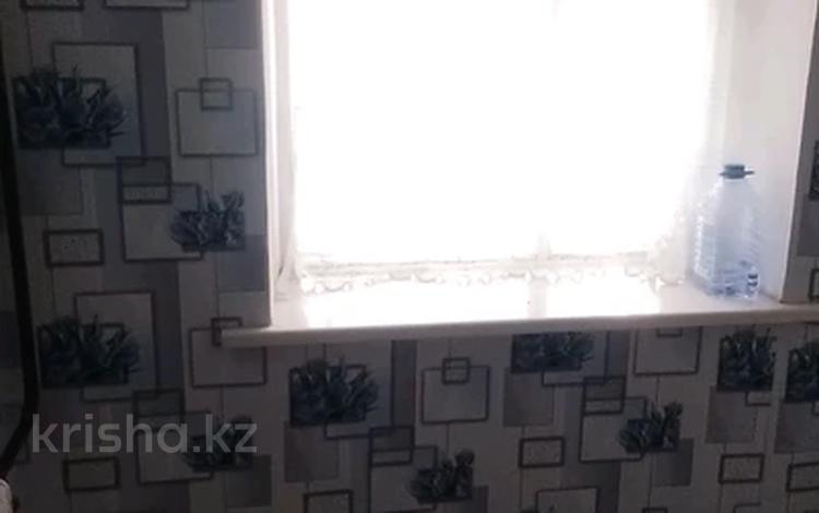 4-комнатная квартира · 65.2 м² · 1/5 этаж, Ауэзова 40 — Тд сеным, фитнес зал ангел кофейня. куфе бауырсак за 18.3 млн ₸ в Экибастузе — фото 2