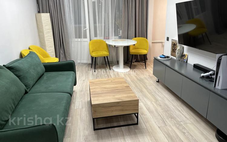3-бөлмелі пәтер · 55 м² · 5/5 қабат, Самал-3 ш/а., Пр-т Достык, бағасы: 67 млн ₸ в Алматы, Медеуский р-н — фото 2