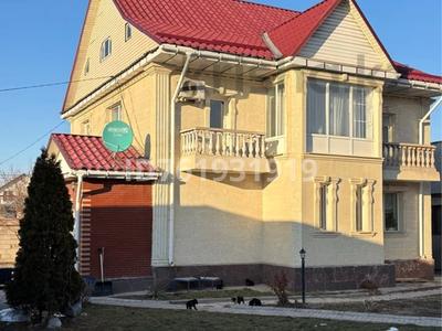 Отдельный дом · 6 комнат · 220 м² · 7.9 сот., мкр Улжан-2, Бесшатыр 14 — ул бесшатыр за 120 млн ₸ в Алматы, Алатауский р-н