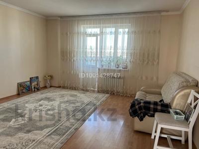 Аренда квартир в Астане: 2-комнатная квартира · 70 м² · 9/9 этаж · помесячно, Молдагалиева 2, 2/1, 2/2 — Айтматова за 175 000 〒 2-комнатная квартира · 70 м² · 9/9 этаж · помесячно, Молдагалиева 2, 2/1, 2/2 — Айтматова за 175 000 〒 в Астане, Нура р-н