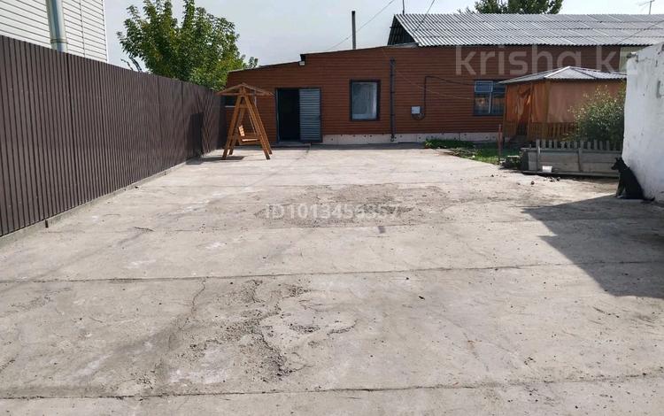 Часть дома · 5 комнат · 106 м² · 10 сот., 23 февраля 18 1 — ТД Асима за 38 млн ₸ в Семее — фото 2