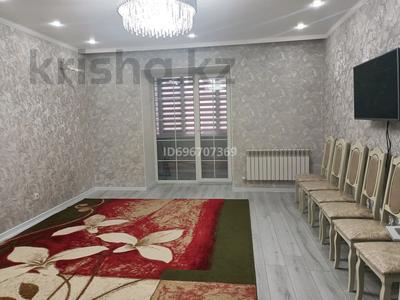 2-комнатная квартира, 81 м², 1/5 этаж, мкр Северо-Восток, Циолковский 5а за 32 млн 〒 в Уральске, мкр Северо-Восток