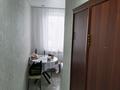 3-комнатная квартира · 62.3 м² · 5/5 этаж, Кердери 138 — На против Суровского магазина за 20 млн ₸ в Уральске, мкр Школьник — фото 9