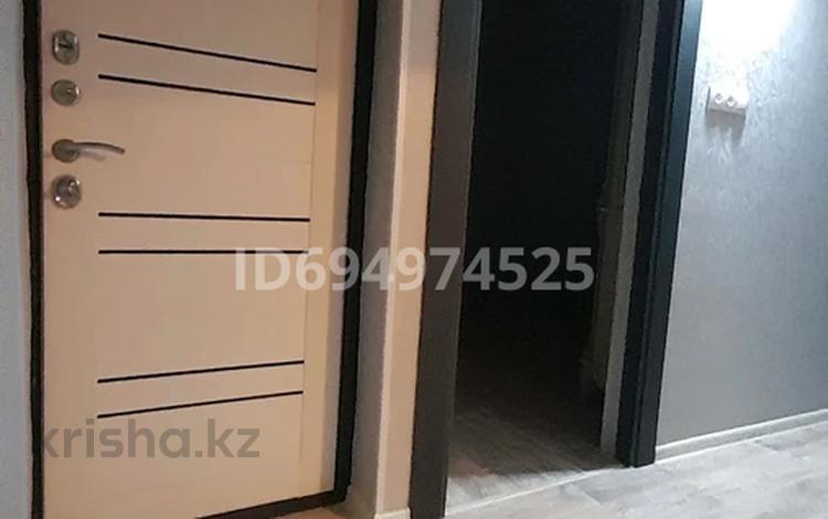 4-бөлмелі пәтер · 90 м² · 2/5 қабат, 27-ш/а. 80, бағасы: 32 млн ₸ в Актау, 27-й мкр — фото 2