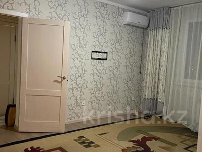 2-комнатная квартира, 65 м², 12/12 этаж, Назарбаева за 21.5 млн 〒 в Шымкенте, Каратауский р-н
