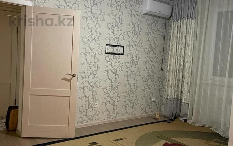 2-комнатная квартира, 65 м², 12/12 этаж, Назарбаева за 21.5 млн 〒 в Шымкенте, Каратауский р-н — фото 9