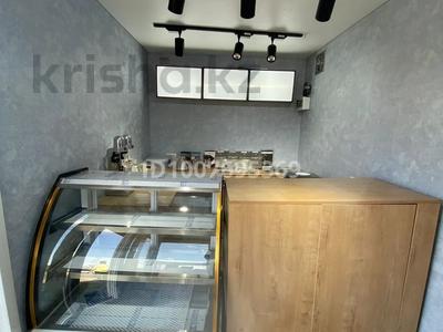 Свободное назначение, офисы, магазины и бутики, склады, азс, автосервисы и автомойки, общепит, бани, гостиницы и зоны отдыха, развлечения · 12.5 м² за 2.5 млн 〒 в Караганде, Казыбек би р-н