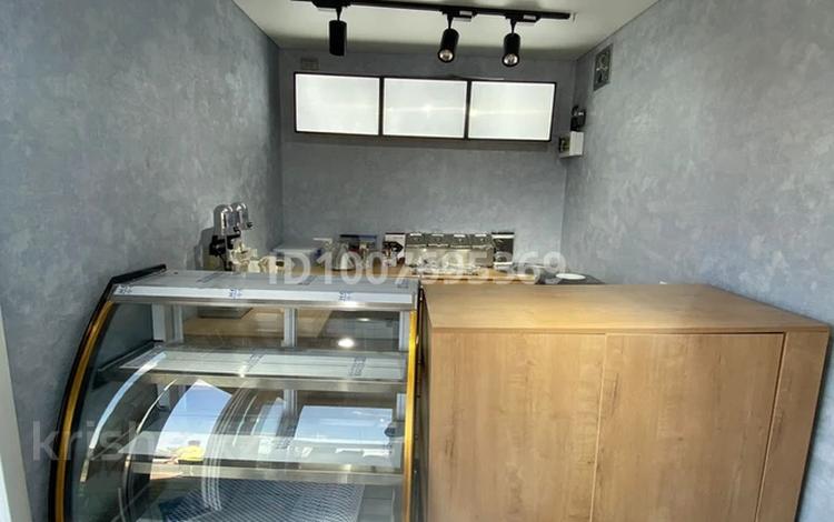 Свободное назначение, офисы, магазины и бутики, склады, азс, автосервисы и автомойки, общепит, бани, гостиницы и зоны отдыха, развлечения · 12.5 м² за 2 млн 〒 в Караганде, Казыбек би р-н — фото 2