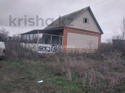 Дача · 2 комнаты · 100 м² · 10 сот., мкр Жулдыз — ул березовка за 4 млн ₸ в Уральске