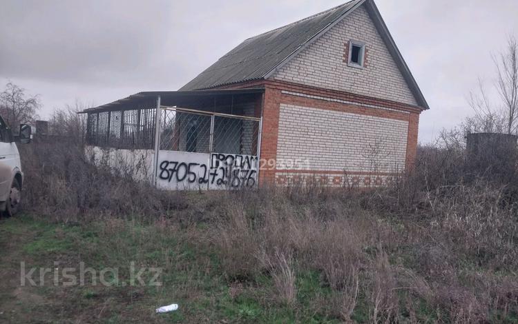 Дача · 2 комнаты · 100 м² · 10 сот., мкр Жулдыз — ул березовка за 4 млн ₸ в Уральске — фото 2