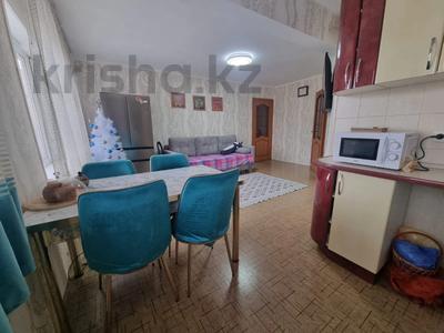 2-комнатная квартира · 44 м² · 2/5 этаж, Кошукова 12 за ~ 16.3 млн 〒 в Петропавловске