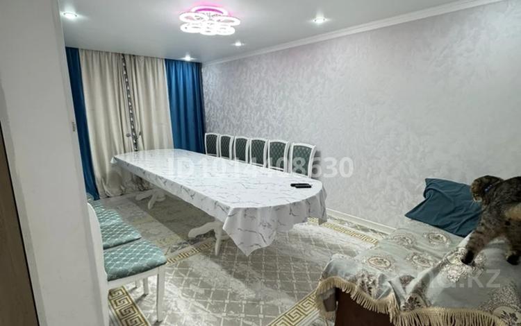 3-бөлмелі пәтер · 69.6 м² · 1/5 қабат, Қонаев ш/а., бағасы: 25 млн ₸ в Уральске, мкр Кунаева — фото 2