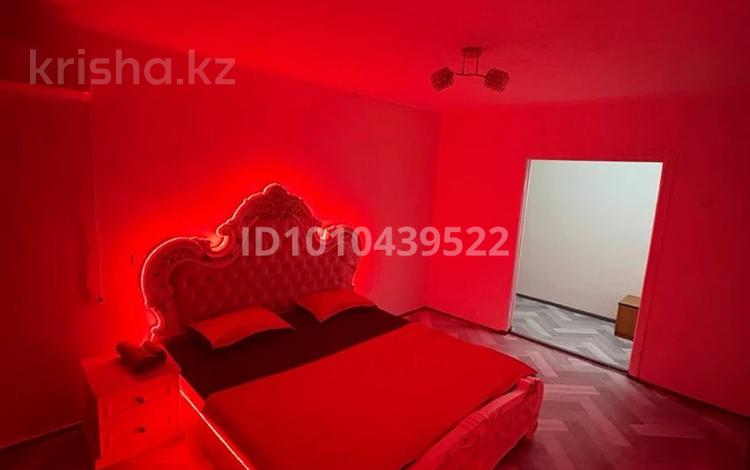1-бөлмелі пәтер · 50 м² · 3 қабат, Сулейменова — Вечный огонь, бағасы: 2 000 ₸ в  — фото 2