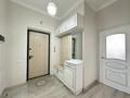 2-комнатная квартира · 55.8 м² · 5/8 этаж, Кабанбай Батыра 58а за 43 млн ₸ в Астане, Есильский р-н — фото 7