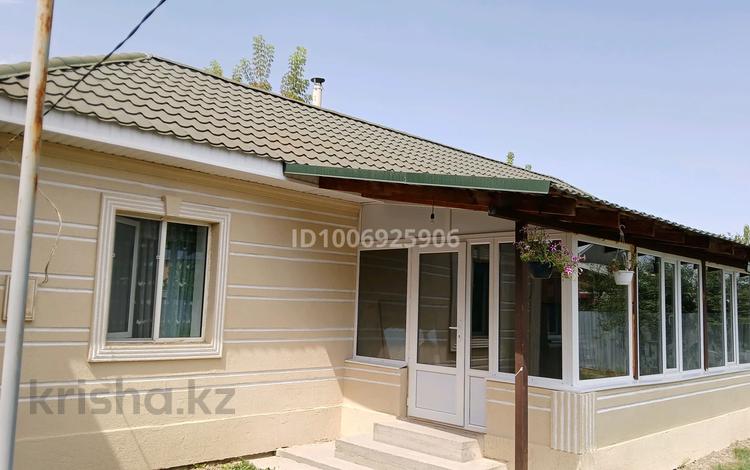 Отдельный дом · 4 комнаты · 71 м² · 8.2 сот., Достык 61 за 38.5 млн 〒 в  — фото 2