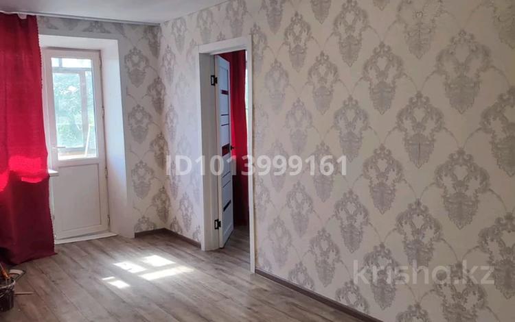 2-комнатная квартира · 40.3 м² · 5/5 этаж, Парковая 84 за ~ 9.4 млн ₸ в Рудном — фото 2