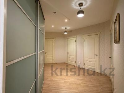 3-комнатная квартира · 120 м² · 3/7 этаж, мкр. Алтын орда, алии молдагулова за 40 млн ₸ в Актобе