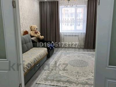 2-комнатная квартира · 59 м² · 2/10 этаж, мкр. Алтын орда, Таулсиздык 15Е — Магазин Калам за 26.5 млн 〒 в Актобе