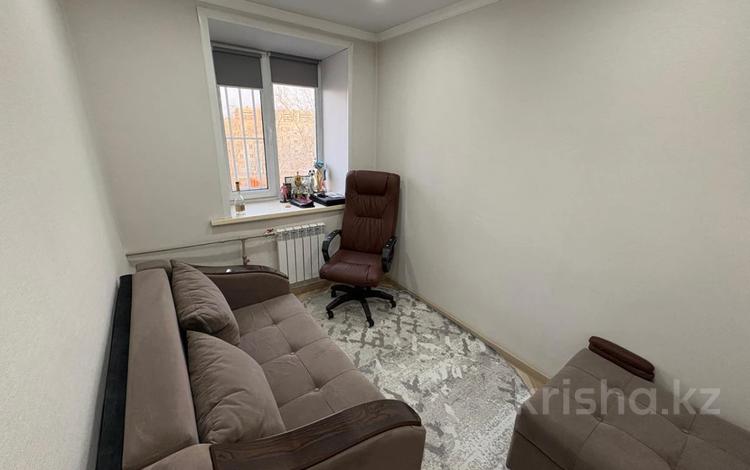 4-комнатная квартира · 90 м² · 5/5 этаж, ПОБЕДЫ за 36.4 млн 〒 в Семее — фото 6