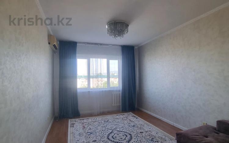1-комнатная квартира, 39 м², 5/9 этаж, мкр Аксай-2 за 23.5 млн 〒 в Алматы, Ауэзовский р-н — фото 2