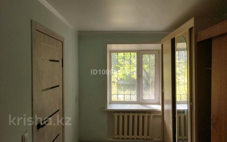 2-комнатная квартира · 40 м² · 1/5 этаж, мкр Новый Город, Полетаева 11 за 16 млн ₸ в Караганде, Казыбек би р-н — фото 2
