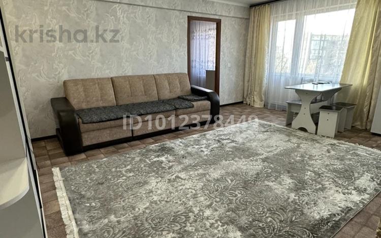 2-комнатная квартира · 45 м² · 4/5 этаж, Бурова 39 за 18 млн ₸ в Усть-Каменогорске, Ульбинский — фото 2