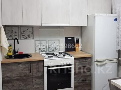 1-бөлмелі пәтер · 40 м² · 2/5 қабат, Көктем-2 ш/а., Габдуллина — Габдуллина Байзакова, бағасы: 20 000 ₸ в Алматы, Бостандыкский р-н