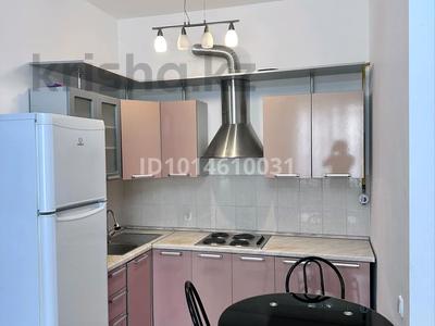 2-комнатная квартира · 50 м² · 1/4 этаж, Жарбосынова 84/2 — Академика Жарбосынова за 12 000 ₸ в Атырау, мкр Авангард-4