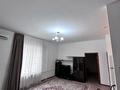 2-комнатная квартира · 50 м² · 1/4 этаж, Жарбосынова 84/2 — Академика Жарбосынова за 12 000 ₸ в Атырау, мкр Авангард-4 — фото 2
