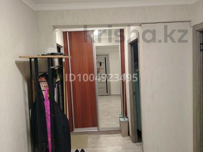 4-комнатная квартира · 86 м² · 4/5 этаж, Назарбаева 93 за 30 млн ₸ в Усть-Каменогорске, Ульбинский