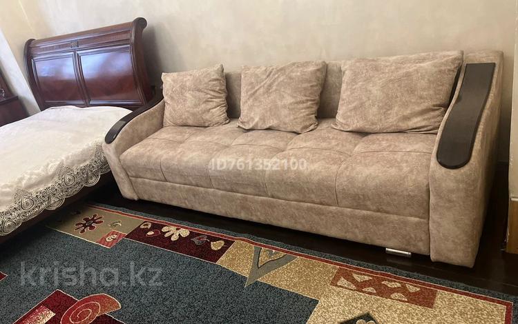 1-бөлмелі пәтер · 50 м² · 1/19 қабат, Брусиловского 159 — Брусиловского кулымбетова, бағасы: 250 000 ₸ в Алматы, Алмалинский р-н — фото 2