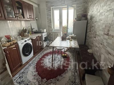 3-комнатная квартира · 80 м² · 5/5 этаж, мкр. Зачаганск пгт 8 — Камбар батыр 8 за 150 000 〒 в Уральске