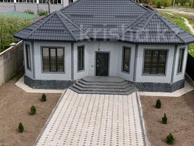 Отдельный дом · 5 комнат · 212 м² · 7 сот., Кажимукана Мунайтпасова 1 — Аскара Токпанова за 65 млн 〒 в Аскара Токпанова (Казцик)