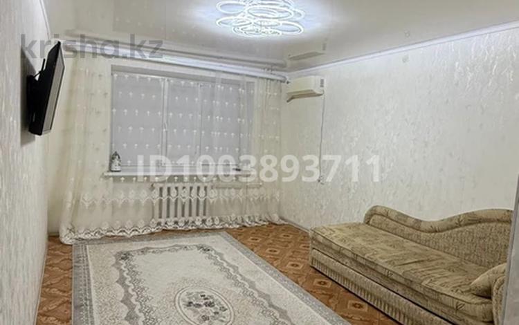 2-комнатная квартира · 60 м² · 4/5 этаж, Оразбаева за 140 000 ₸ в Уральске — фото 2