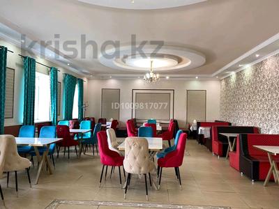 Еркін, кеңселер, дүкендер мен бутиктер, қоймалар, жқб, автосервистер мен көлік жуу, қоғамдық тамақтану орны, сұлулық салондары, ауыл шаруашылығы, монша, қонақ үй және демалыс орындары, медорталықтар мен дәріханалар, білім орталықтары, ойын-сауық · 420 м², бағасы: 130 млн 〒 в Петропавловске