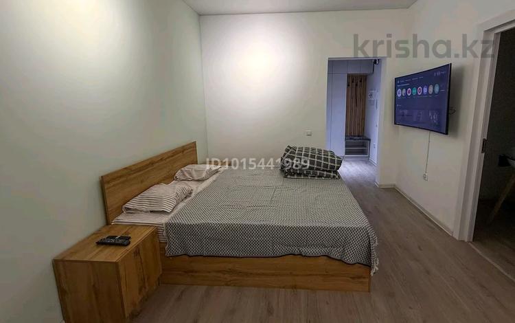 1-комнатная квартира · 63 м² · 2/9 этаж, мкр. Алтын орда 8г за 15 000 ₸ в Актобе — фото 2