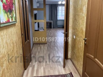 2-комнатная квартира · 84 м² · 5/16 этаж, мкр Коктем-1, Бальзака 8 — Попова за 400 000 ₸ в Алматы, Бостандыкский р-н