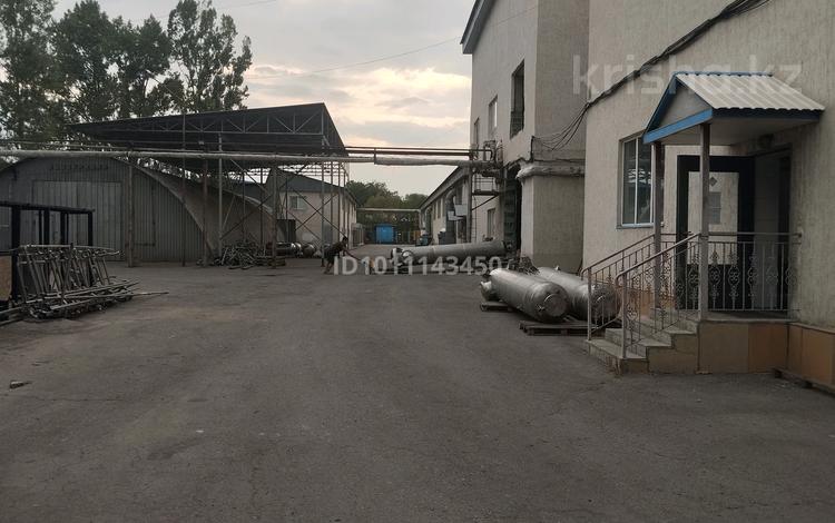 Еркін, кеңселер, қоймалар · 10000 м², бағасы: 2 000 ₸ в Алматы, Жетысуский р-н — фото 2