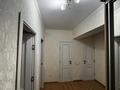 2-комнатная квартира · 61.7 м² · 4/5 этаж, мкр Кадыра Мырза-Али 9 за 160 000 ₸ в Уральске — фото 9