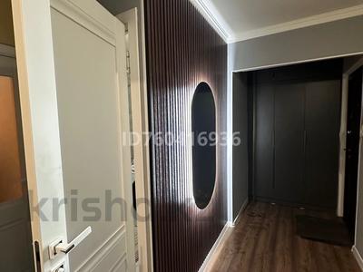 2-комнатная квартира · 54 м² · 1/5 этаж, Толебаева 37 — Жибек жолы за 15 000 〒 в Алматы, Медеуский р-н