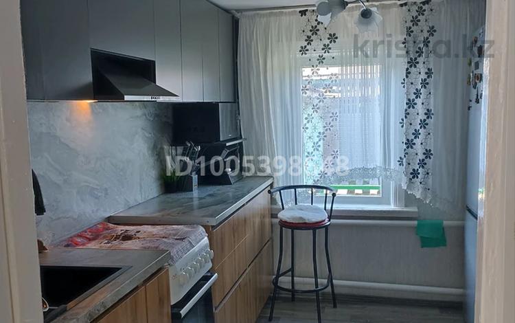 Отдельный дом · 2 комнаты · 64 м² · 6 сот., Новосибирская за 12.9 млн 〒 в Усть-Каменогорске — фото 2