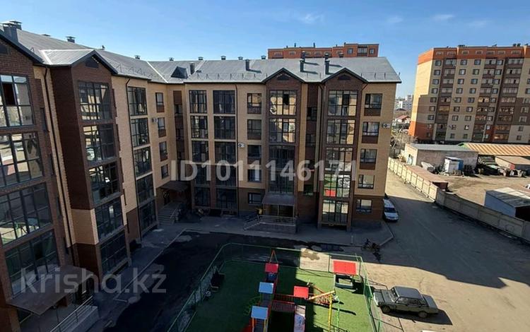 2-комнатная квартира · 40 м² · 1/5 этаж, Садвакасова 11 за 180 000 ₸ в Кокшетау — фото 2