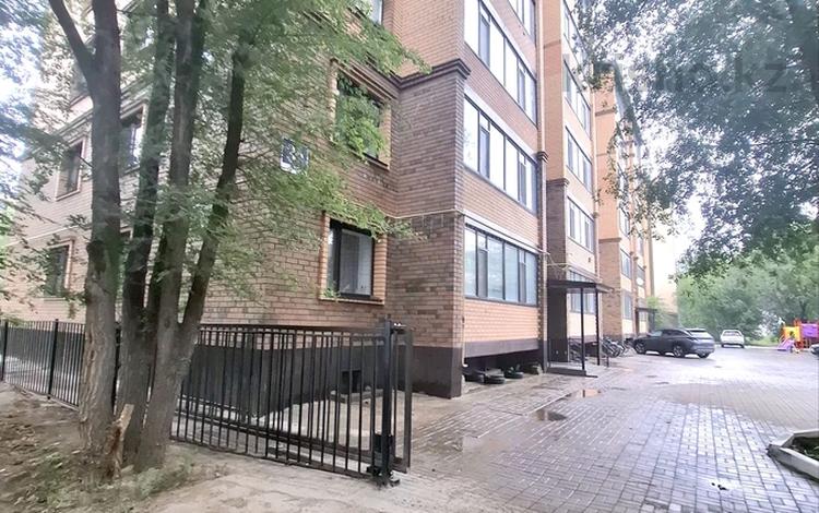3-комнатная квартира · 88.6 м² · 5/6 этаж, мкр Строитель 3 А за 41 млн ₸ в Уральске — фото 2
