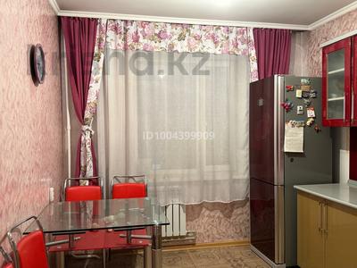 2-бөлмелі пәтер · 54 м² · 5/9 қабат, Каржаубайұлы 259, бағасы: 180 000 ₸ в Семее