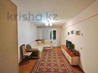 3-комнатная квартира · 59 м² · 2/5 этаж, Назарбаева 67 за 19 млн 〒 в Усть-Каменогорске