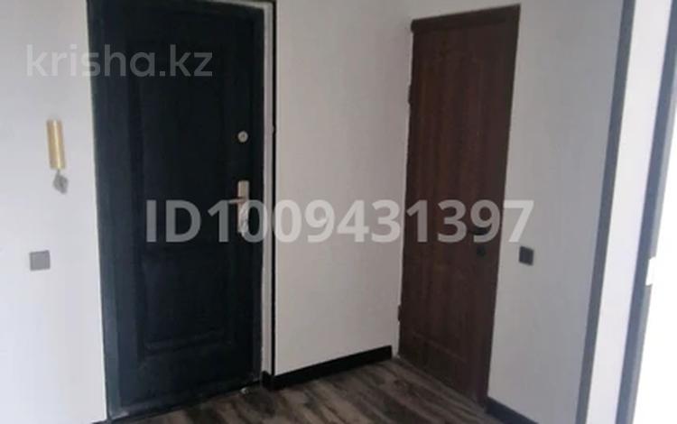 1-комнатная квартира · 39.1 м² · 6/9 этаж, мкр Аксай-2 за 28.8 млн ₸ в Алматы, Ауэзовский р-н — фото 2