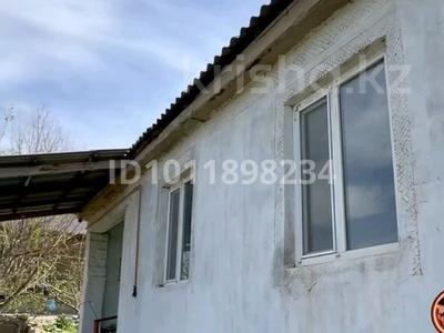 Отдельный дом · 4 комнаты · 100 м² · 8 сот., Бозарык егеменди кошеси 149 — Магазин Сандугаш за 12 млн ₸ в Шымкенте, Аль-Фарабийский р-н