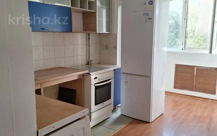 4-комнатная квартира · 90 м² · 3/5 этаж, мкр Жетысу-4 19 за 320 000 ₸ в Алматы, Ауэзовский р-н — фото 2