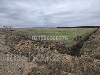 Участок · 57 соток, 2 2/4 — Возле кафе Толеген за 28 млн ₸ в Жибек Жолы